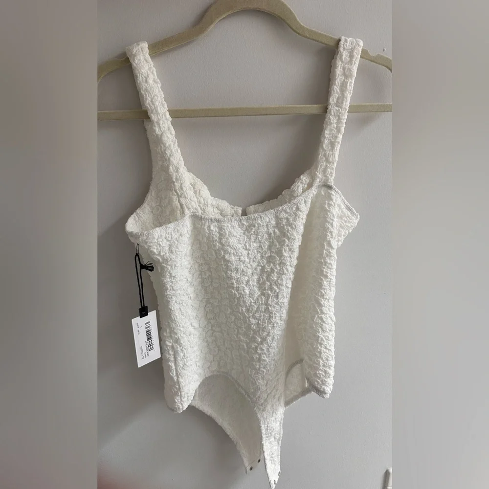 NWT- ASTR THE LABEL, ARIA BUSTIER BODYSUIT - Size L - Picture 10 of 16